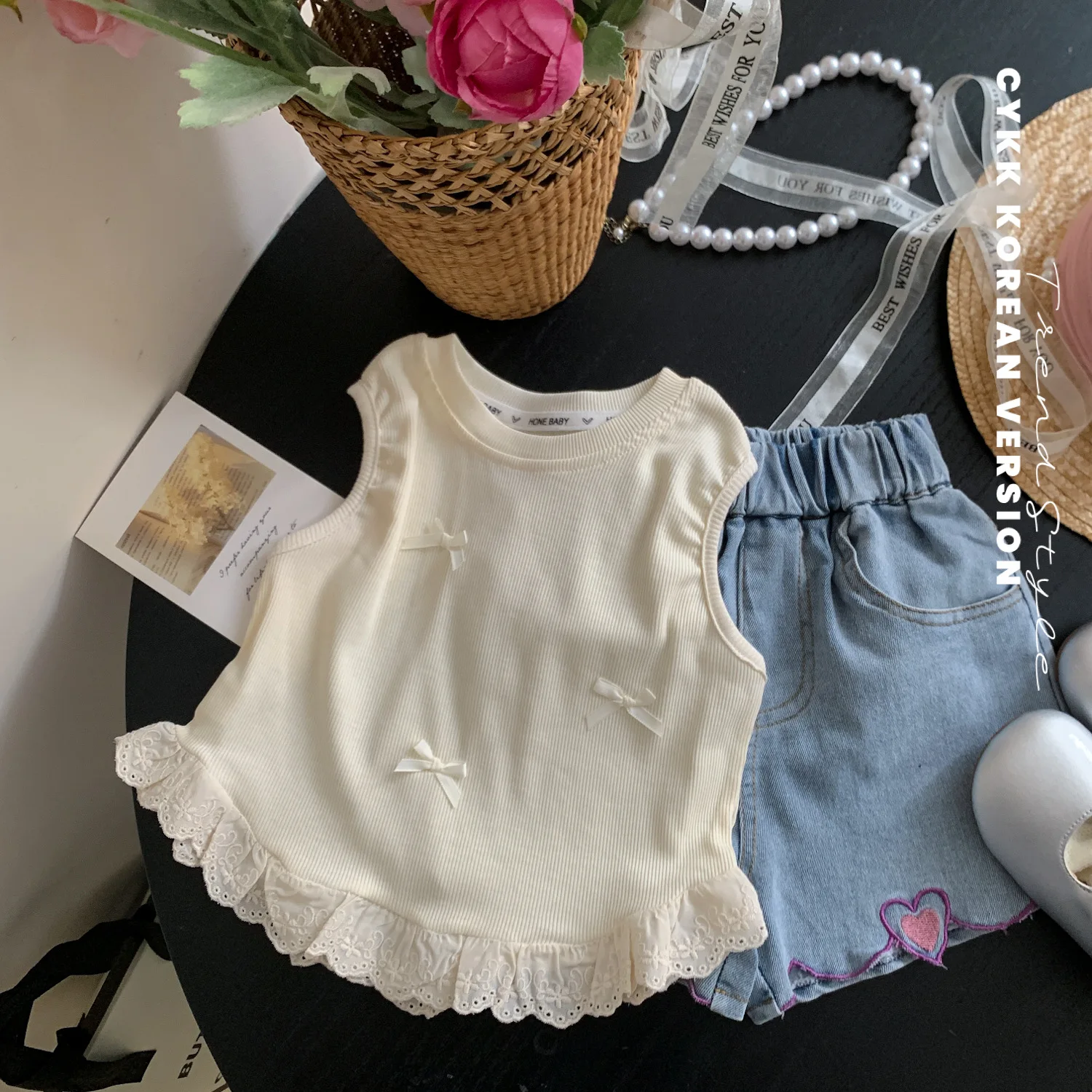 2024 Summer Girls Vest T-Shirts Printcess Lace Bow Sleeveless Baby Tees Top Toddler Girls Clothes Baby Clothes