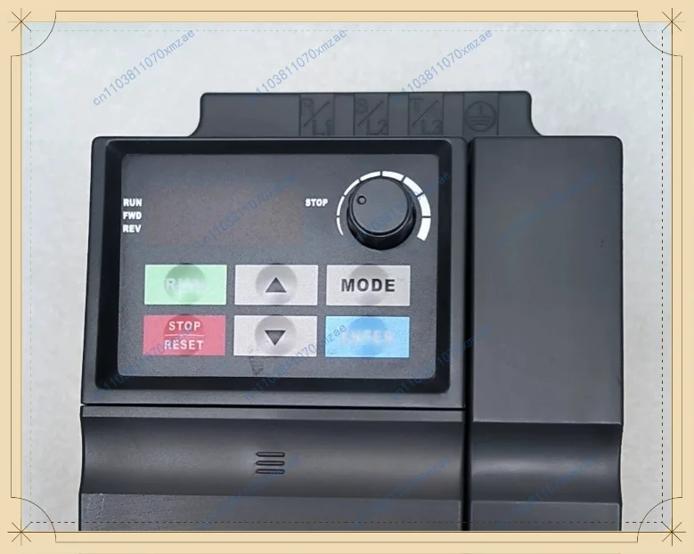 1pcs inverter vfd022el21a, 2.2kw, three-phase 240v input, output 0.1-600hz.