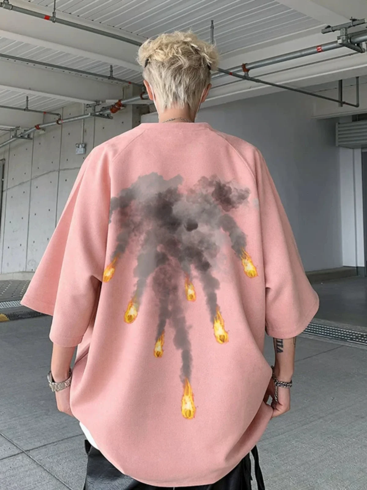 

Hip Hop Street Sle Men's ort Sve T-irt American Retro Suede Summer Faion Cool Feeling round Ne Print Tee