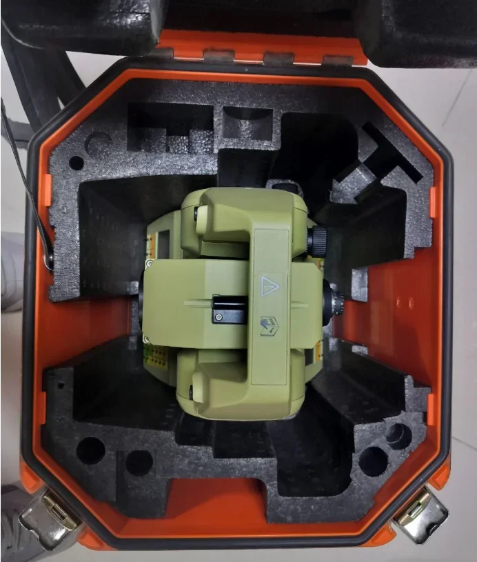 Second-hand TC1800 Cheap Price Surveying Instrument  for Construction Measuring Instrument Cheapest Price Total Station