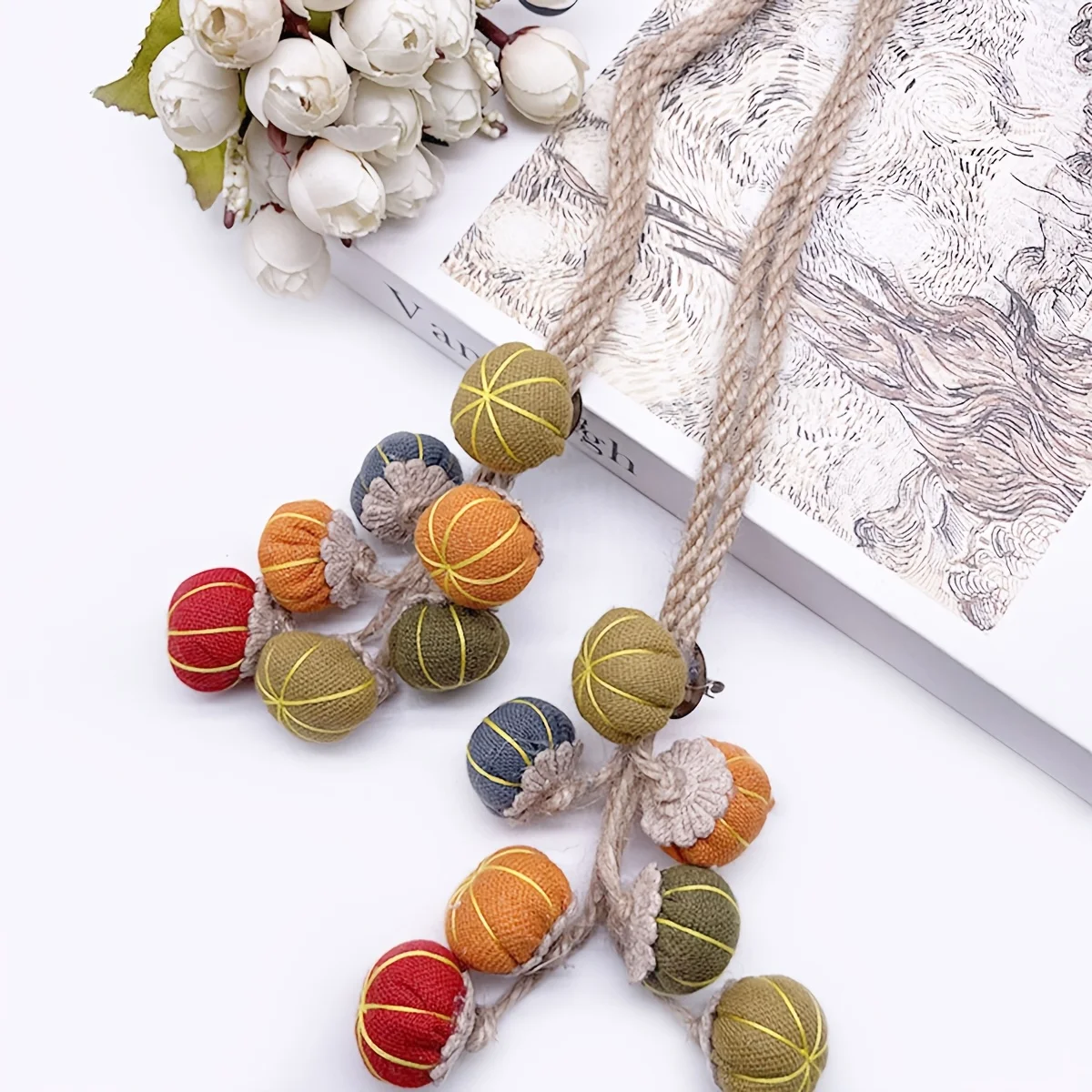 1/2pcs Pumpkin Curtain Tieback Handmade Rope Curtain Holder Colorful Fabric Pumpkin Tassel for Window Decor