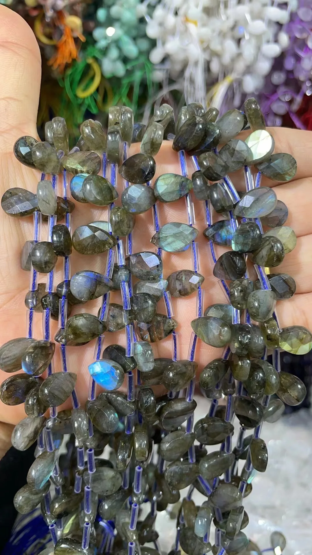 8x12 Natural Labradorite Water Of Cltrlne Cut face Length Dagree 39 cm Big Overview 31 Grain