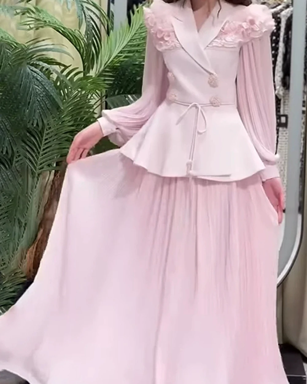 

Fashionable light luxury skirt two-piece suit 2025 summer new temperament flower mesh splicing high-end suit-GZXX888