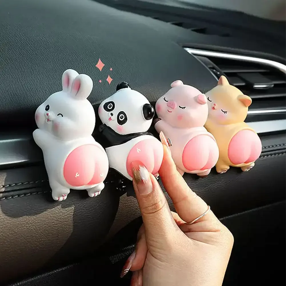 Adornos de adorno de coche de dibujos animados para decoración, muñeco QQ's Ass, Panda, gato, conejo, cerdo, accesorios de Interior de coche