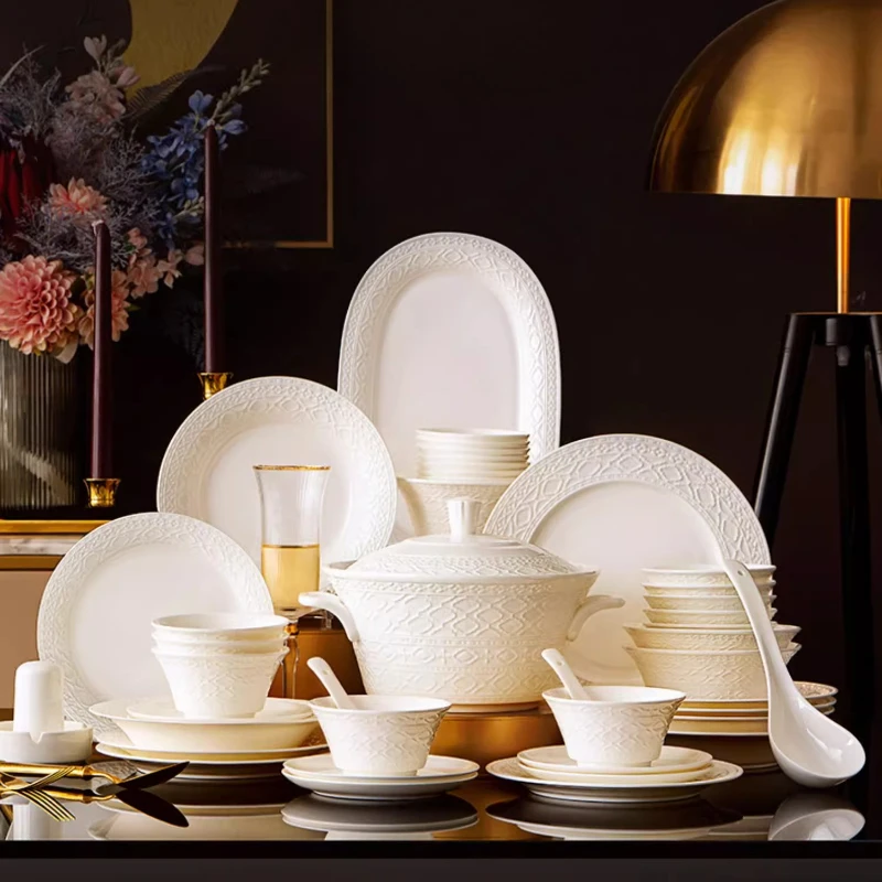Home Luxury 2025 New Jingdezhen Ceramic Tableware Bowl And Plate Set Luxury Wedding Moving House High-end Bone China Dinner Set