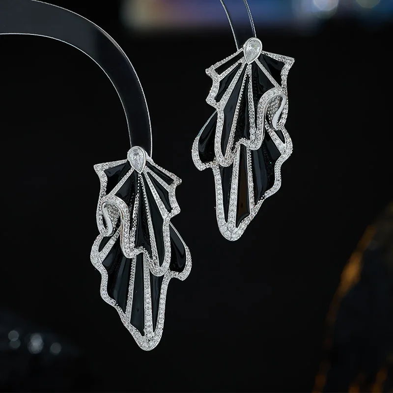 Light Luxury Style Enamel Oil Drop Three-Dimensional Pleated Skirt Zircon Earrings S925 Silver Needle French Retro High-End Feel
