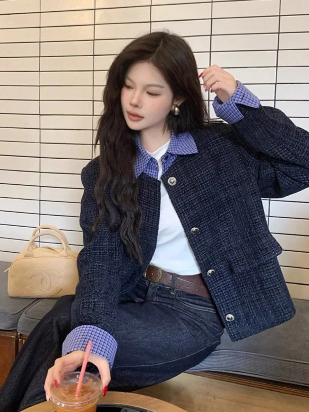 

Винтажная женская куртка в клетку с дизайнерскими вставками, весна 2025, прямой крой, тонкая, с отложным воротником