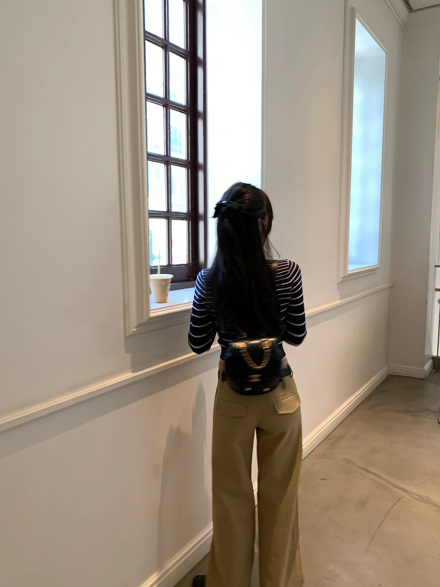 Baumwoll-Stretch-Freizeithose mit niedriger Taille, Khaki, gerade geschnittene Freizeithose aus Baumwolle, Frühherbst, elastische Freizeithose mit niedriger Taille