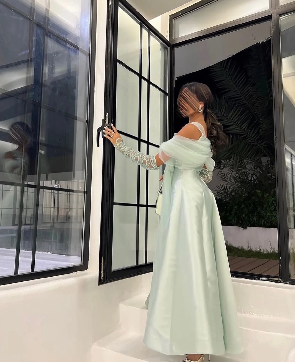 Oisslec Customized Green Round Neck Long Sleeve Beaded Satin Party A‑Line Evening Gown Open‑Back Floor‑Length Formal Prom Dress