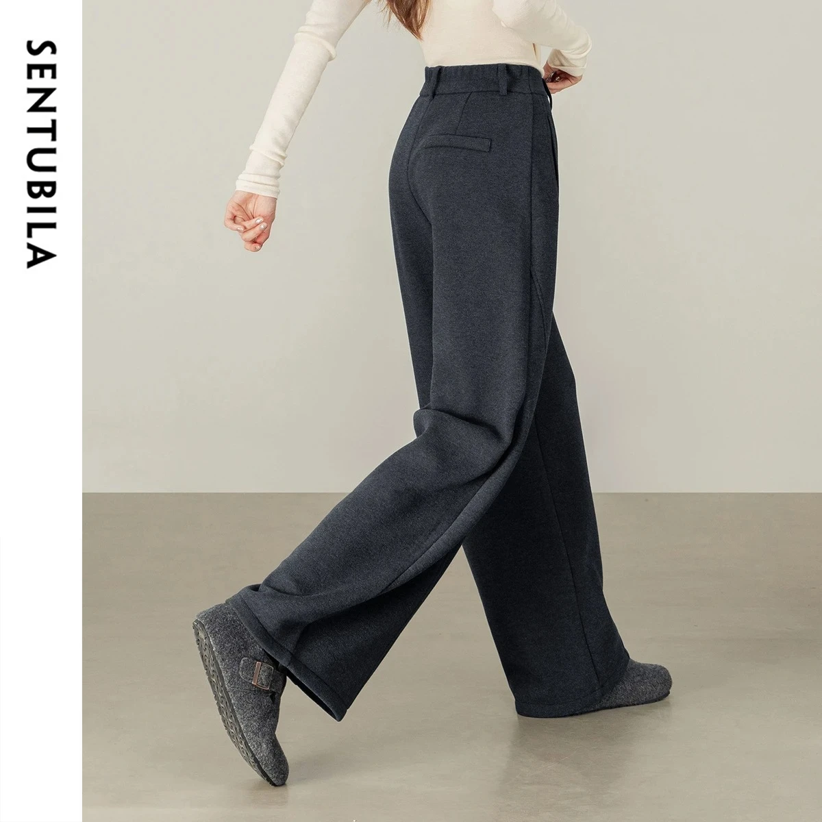 SENTUBILA Women's Warm Pants 2025 Winter Fleece Lined Knitted Trousers Elastic Waist Comfortable Soft Casual Bottoms 154KN3155
