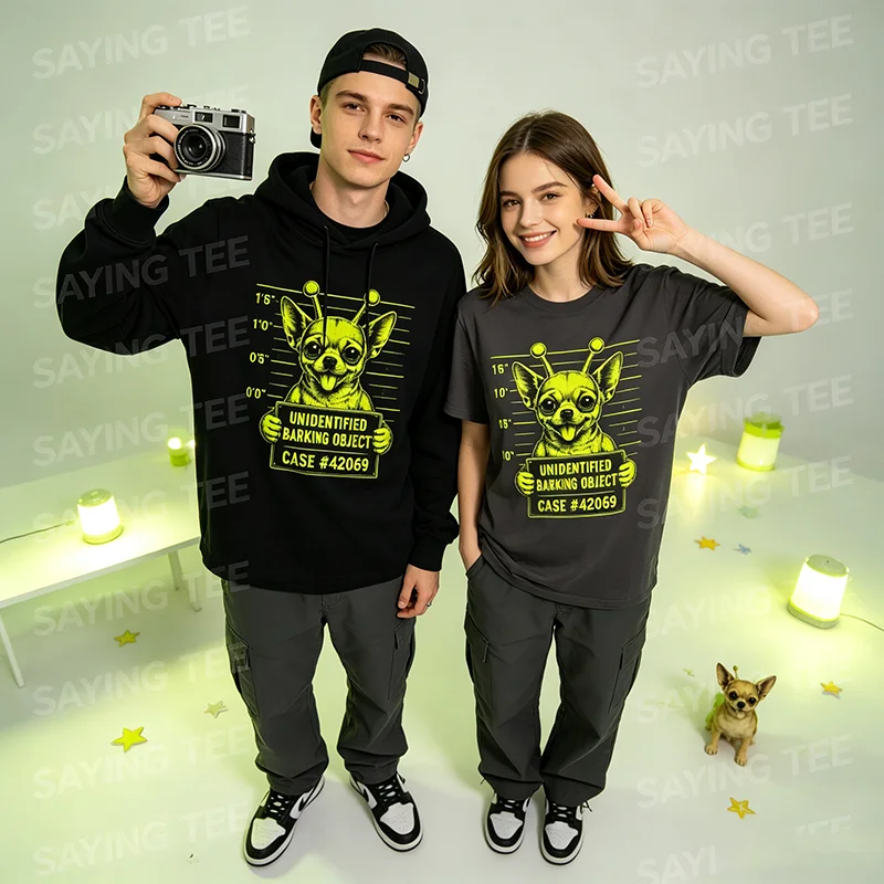 Alien Chihuahua Lustiges Fahndungsfoto Wissenschaft Hunde-Liebhaber Premium Weiches Baumwoll-T-Shirt Y2k UFO Alien Hund Grafik Spruch T-Shirt Streetwear Oberteile – Detail 4