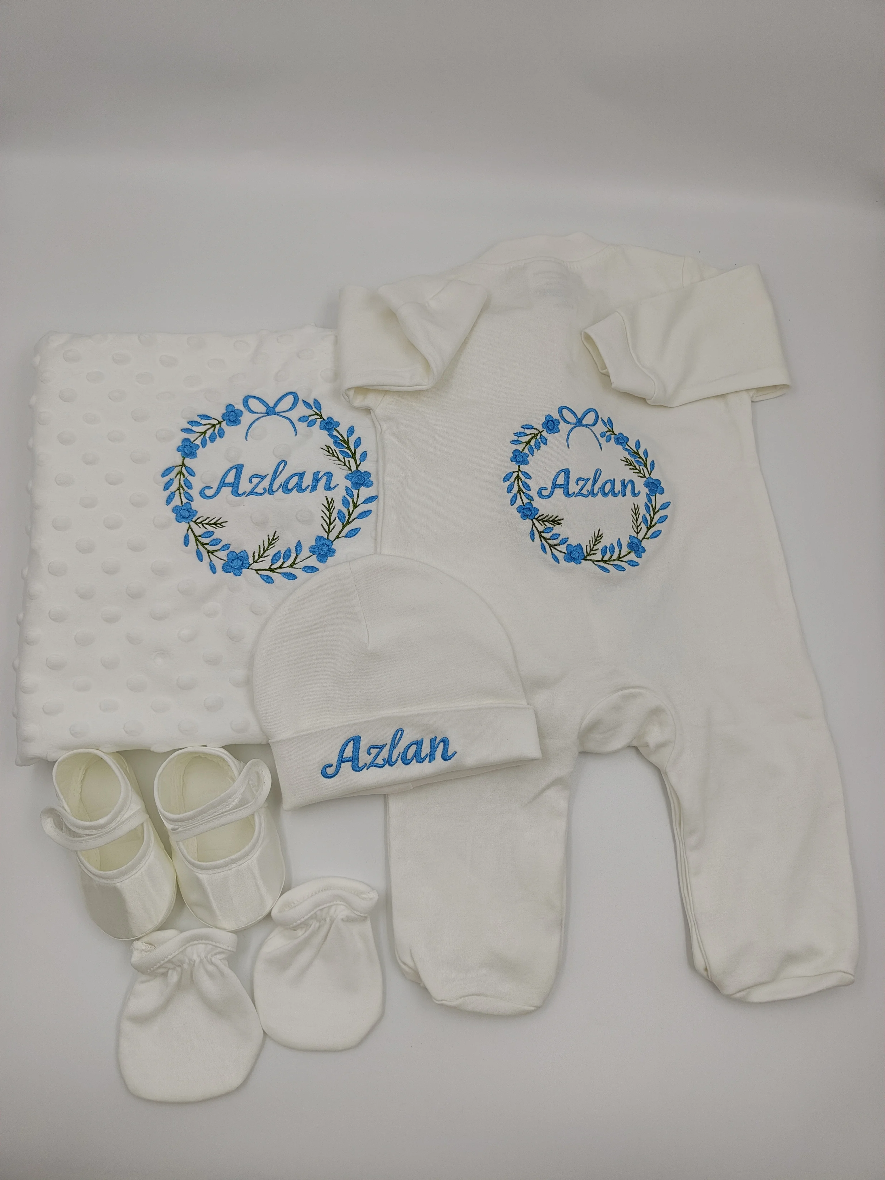Adorable Cute Fashion Newborn 5 Piece Layette Set Floral Wreath Embroidered Soft Cotton Daily Wear 0-9 Months