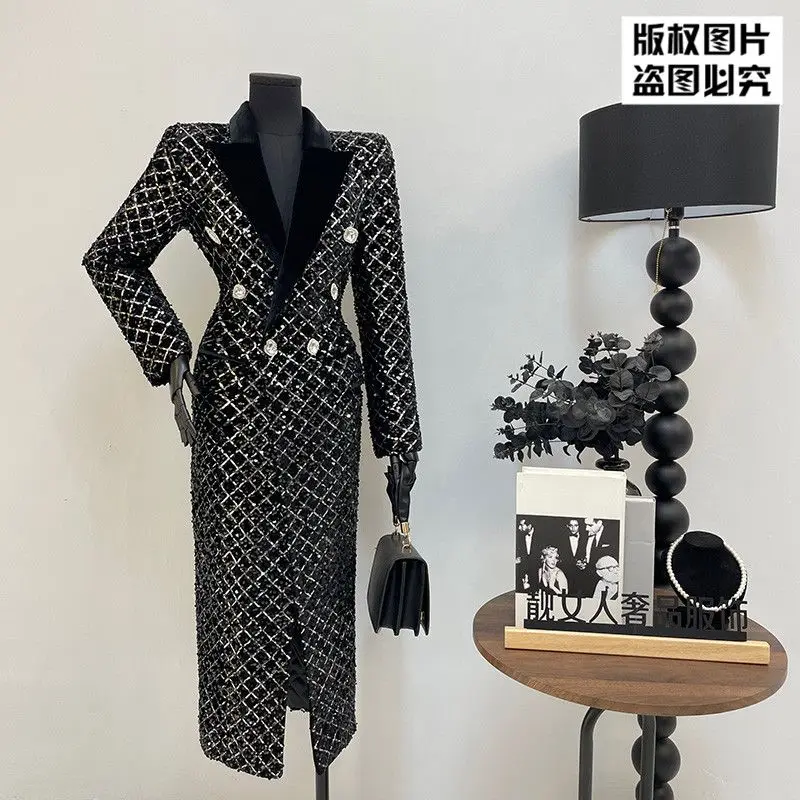 Luxury High Quality Black Velvet Sequined Long Trench Coat Women Autumn Winter Slim Warm Outerwear Embroidery Lapel Windbreaker