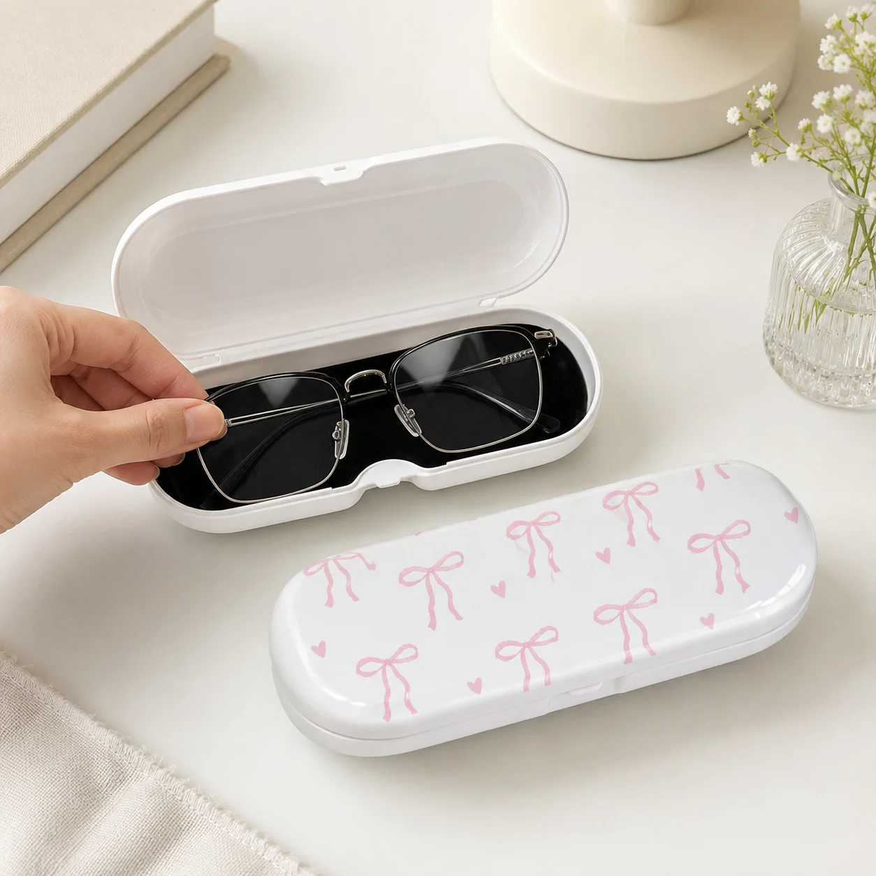 Cute Pink Bow Hard Eyeglasses Case, Portable Protective Glasses Storage Box for Women Girls, Travel Handbag Daily Use - view 3