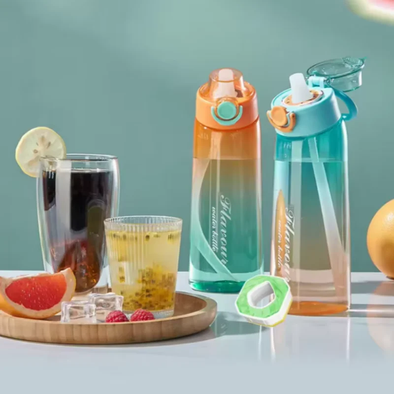 900 مللي زجاجة ماء زجاجة شرب بنكهة الهواء مع نكهة القرون الرياضة في الهواء الطلق رائحة حتى كوب ماء كوب بقشة للسفر