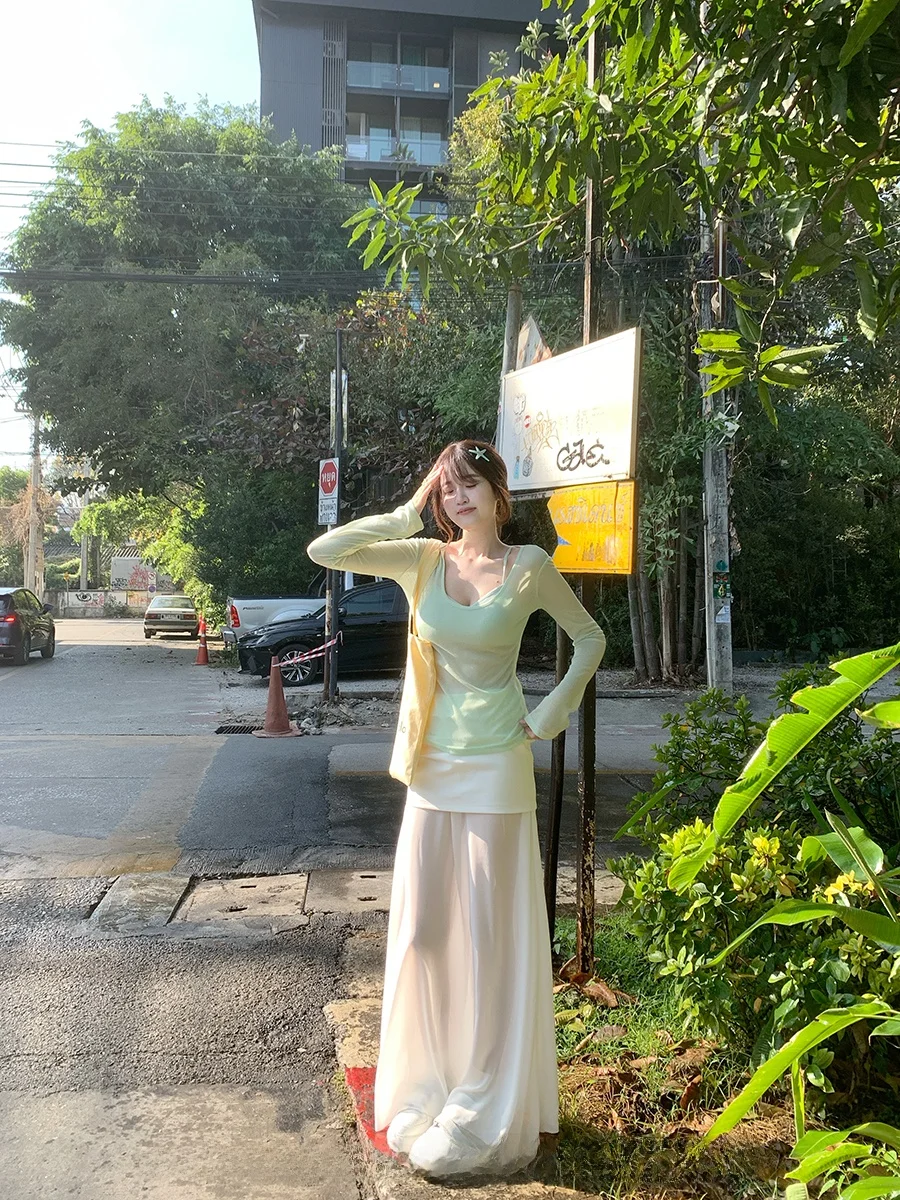 

CallmeEar Pelli Moonlight Design High Waist Long A-Line Skirt Women's Wrap around Skirt Polyester And Spandex Blend Skirt