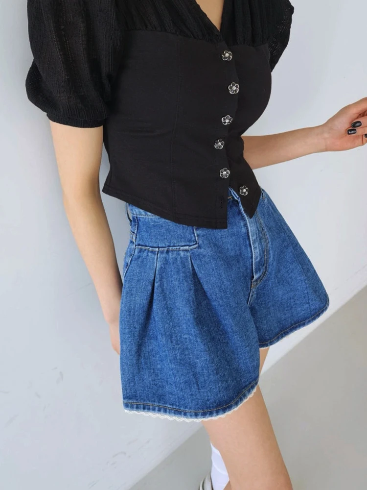 Celana Pendek Denim Wanita Model A-Line Pinggang Tinggi, Kasual, Multi-Fungsi, Aksen Renda, Potongan Lebar