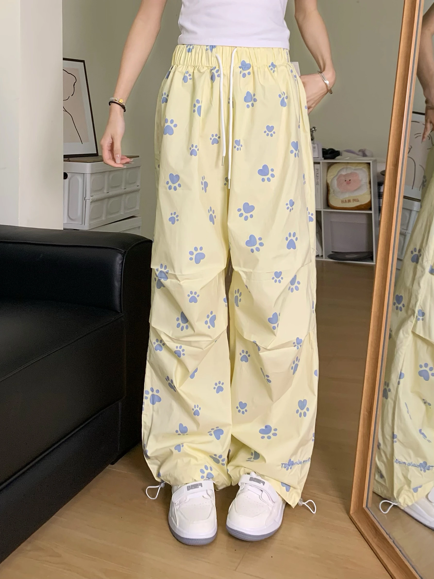 

Женские летние повседневные брюки с принтом собачьих лапок, белые, модные, тонкие, свободные, прямые, широкие, в корейском стиле, с высокой талией
