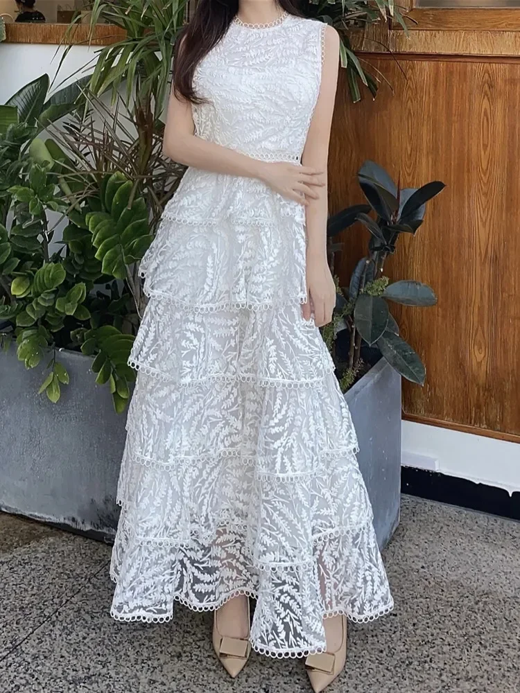 New Fashion Runway Summer Dress 2023 For Women's Bright Embroidered Mesh Vacation Dress Ladies Sleeveless Cake Dresses