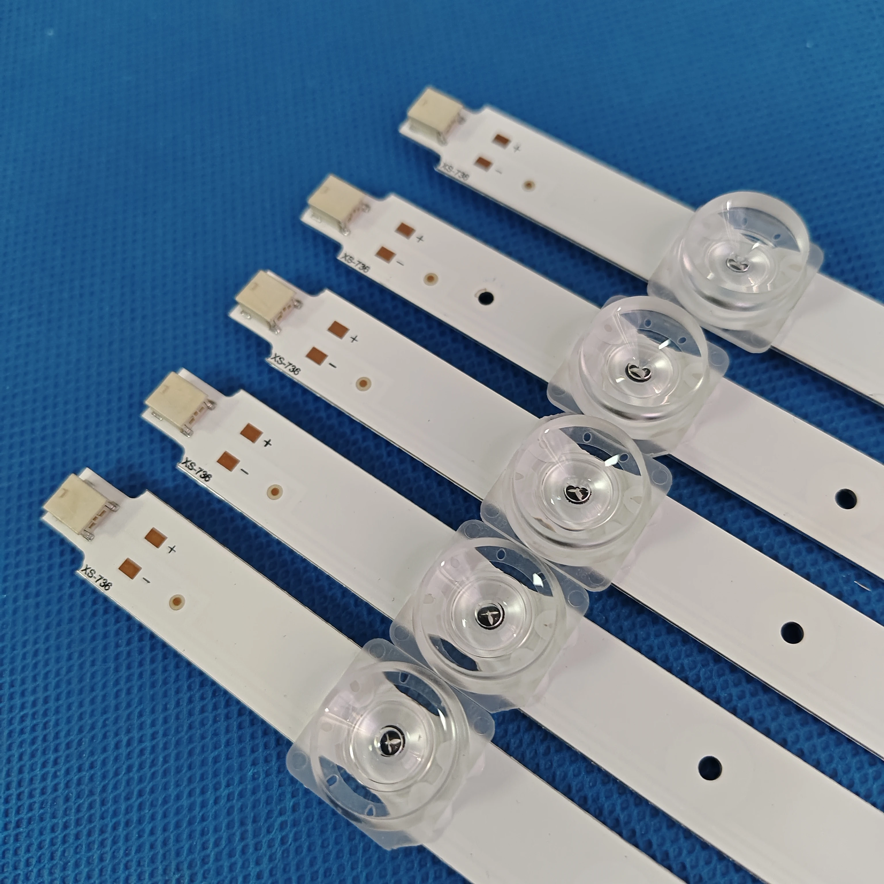 شريط LED لـ GU65TU8079U UE65AU7100K UE65AU7100U UN65AU7000G UE65TU6905K UE65TU7172U UE65TU8072U UE65TU7095U