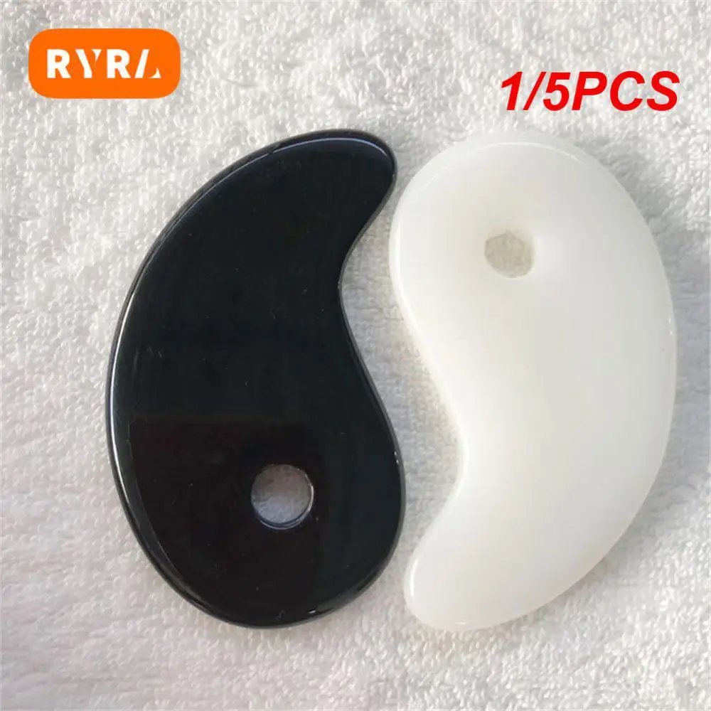 1/5PCS Heart-shaped Wholesale Manufacturer Back Pain Relief Waist Wellness Resin Heart-shaped Gua Sha Plate Massage Scraping