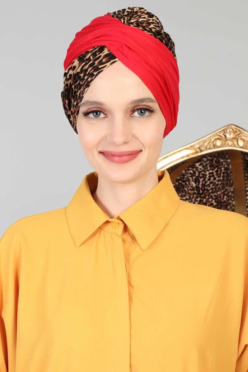 Cor sólida do osso de hijab e vermelho modelado