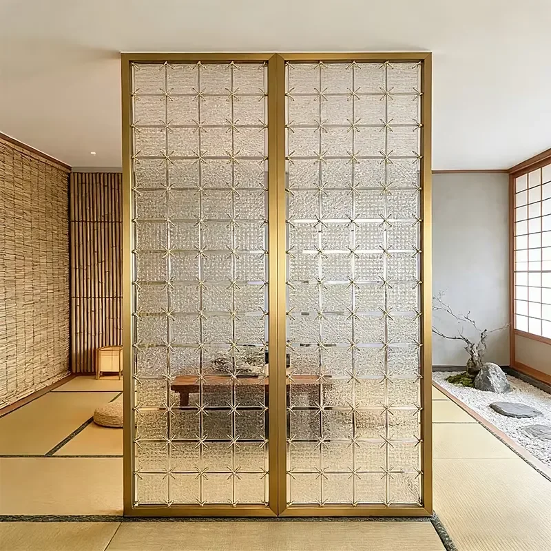 Modern Custom Metal Frame Tempered Diamond Glass Screen Indoor Freestanding Glass Room Divider