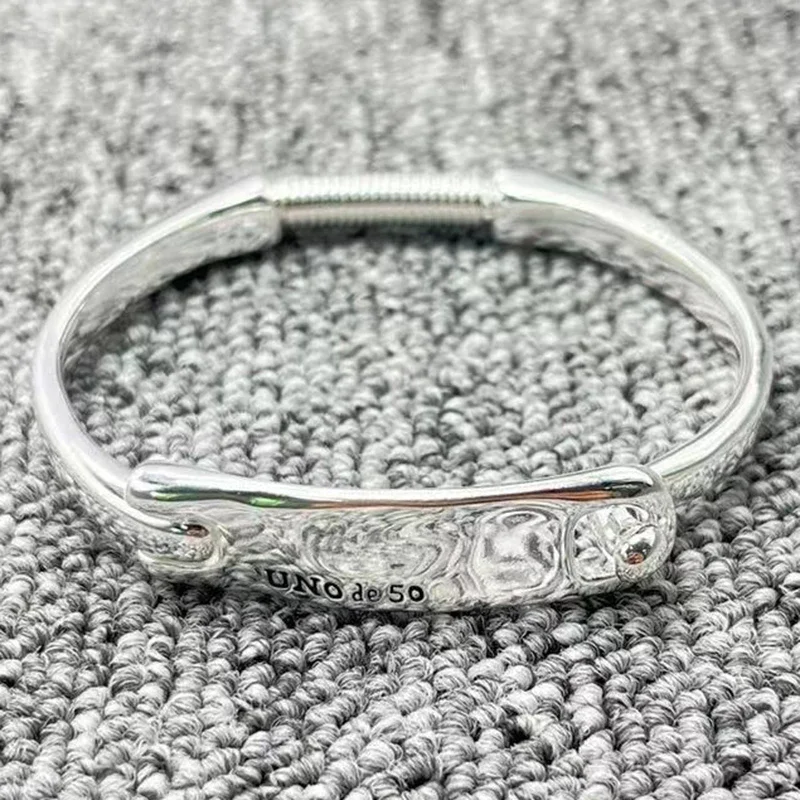 

2023 unode50 Exquisite Fashion Electroplated 925 Silver Deluxe Women's Bracelet Romantic Holiday Gift