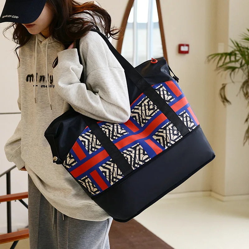 

Large Capac Portable Travel Bag Fashion Prints Business Travel Luggage Bag Maternity Bag Dry Wet Separation Yoga Fitness Handbag