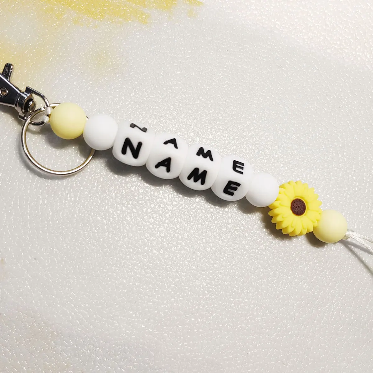 Personalized Custom Daisy Silicone Keychain, Beaded Bag Charm