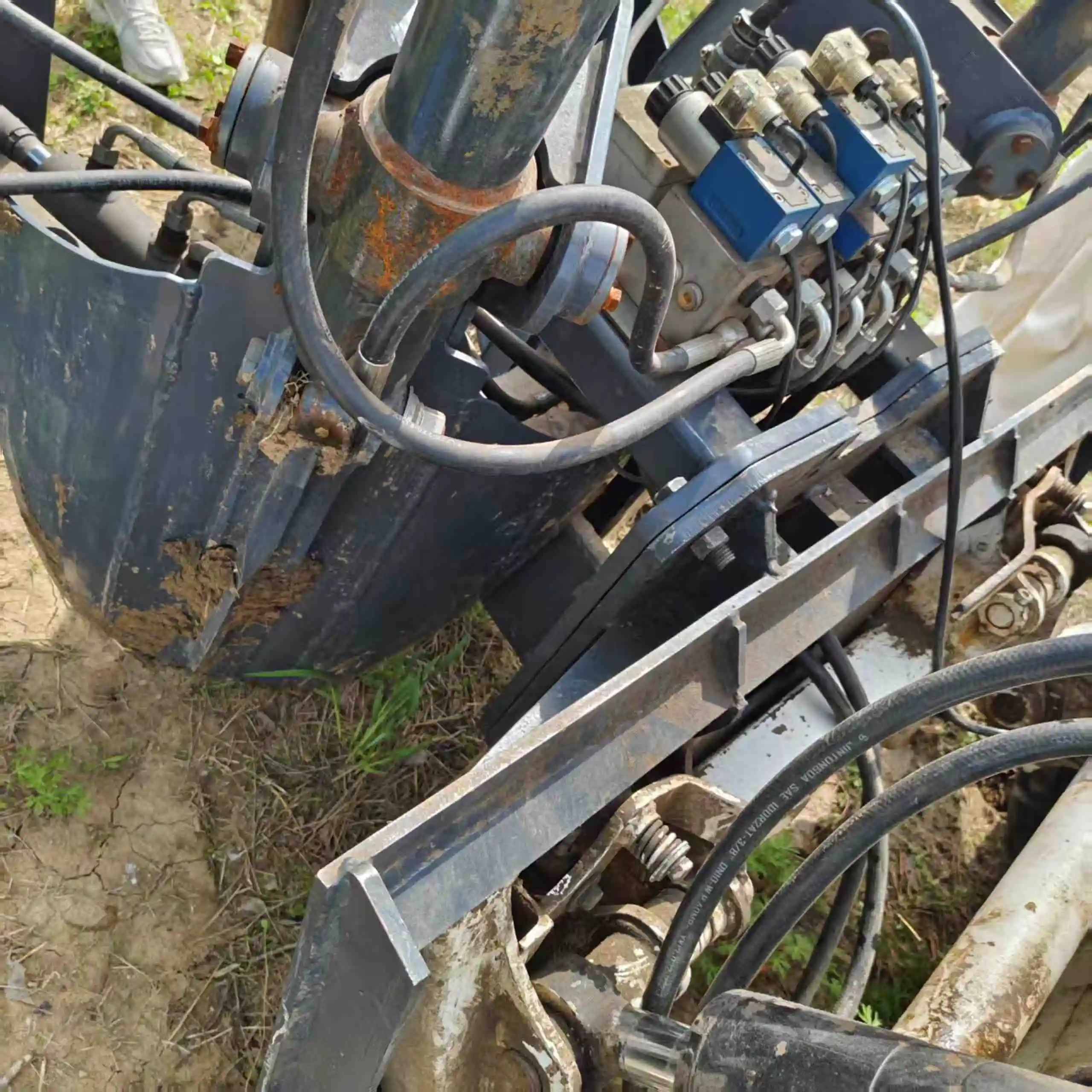 New Farm Machine Farm Tractor Front End Loader Machine With Tree Transplanter with Best Price