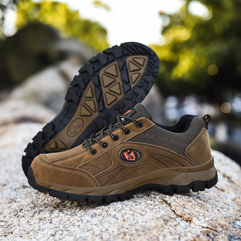 

Casual Sneakers Men Shoes Anti-slip Lace-up Low-top Plush Shoes Women Wear-resistant Keep Warm Outdoor Hiking Shoes Men