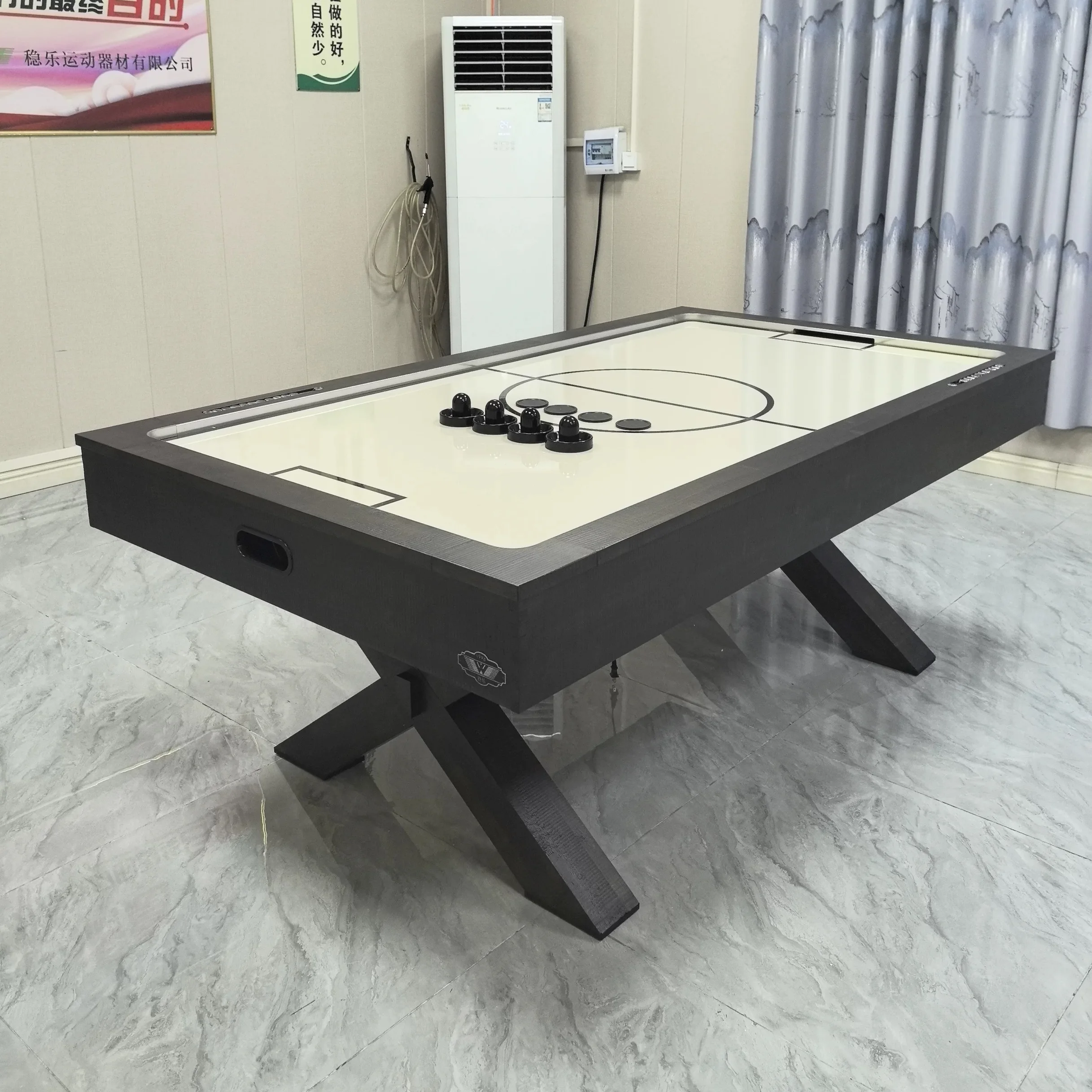 

2025 Newest Air Hockey Game Machine Commercial 2 Players 7ft Air Hockey Table With Electronic Scorer