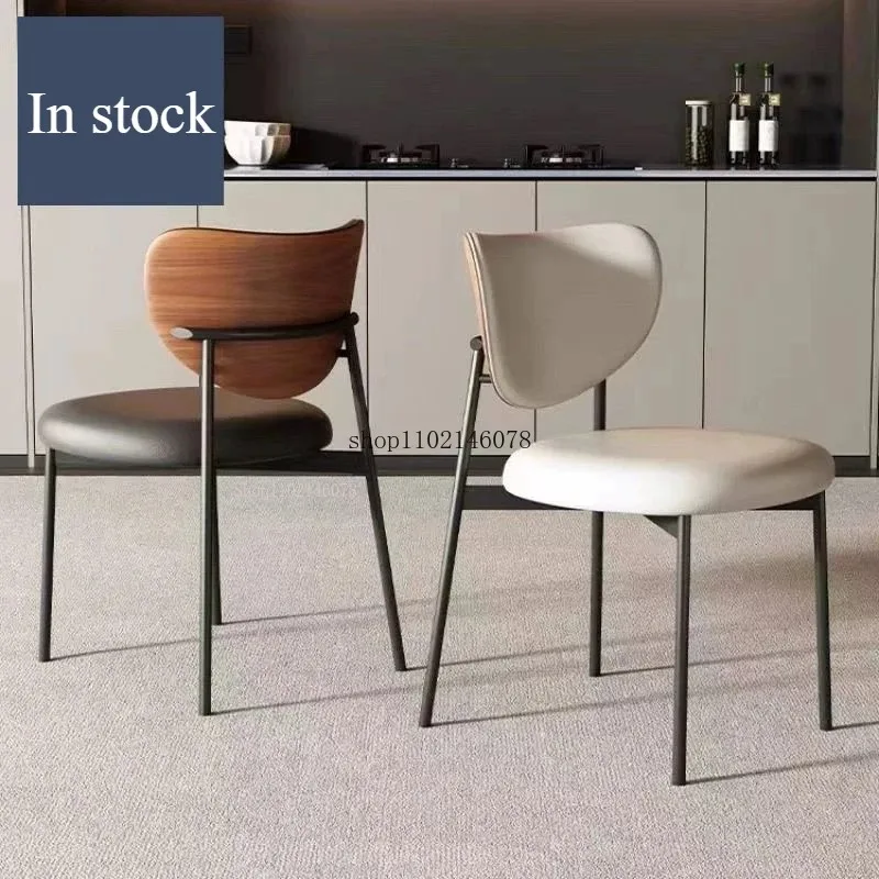 كراسي تناول الطعام الإيطالية في العصور الوسطى كرسي منزلي فاخر خفيف كرسي مسند الظهر كرسي من الخشب الصلب مؤتمر منزلي كرسي الغرور الاسكندنافي القديم #5