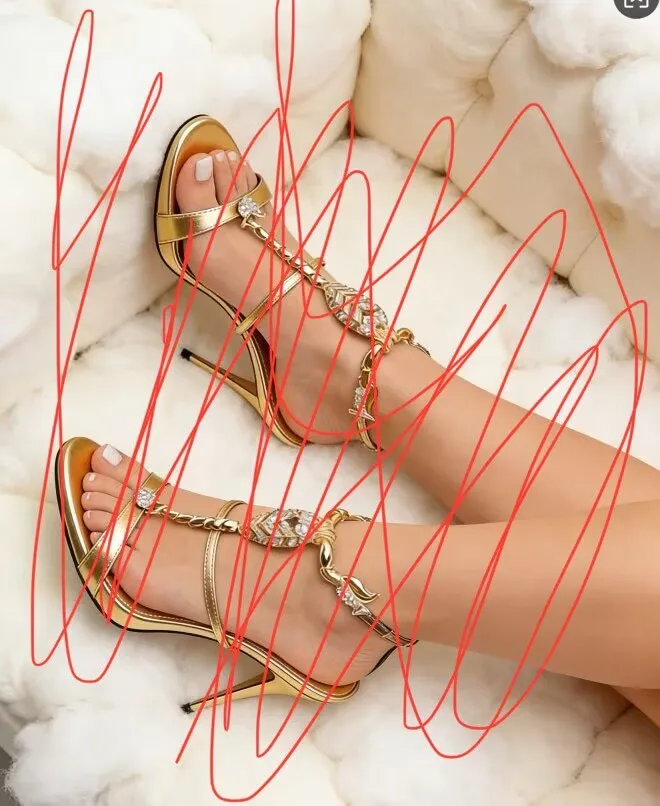 

Gold Scorpion Accessory-Decorated Women's High-Heels Summer 2026 Best-Seller Sandals Banquet Style Luxury Women's Footwear