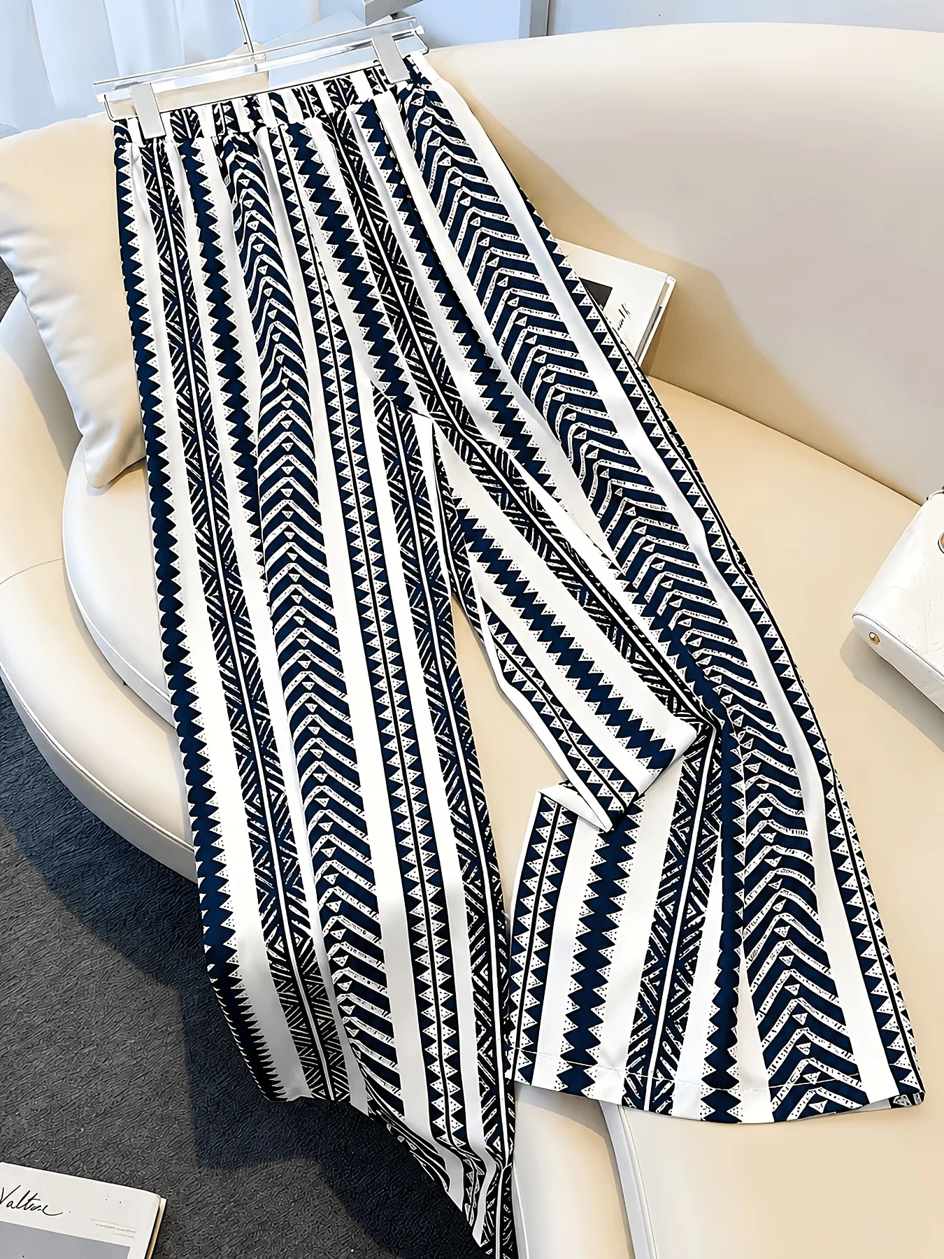 Women's Navy Blue Geometric Chevron Stripe Print Wide Leg Pants High Waist Tie Belt Draping Loose Fit Casual Summer Trousers