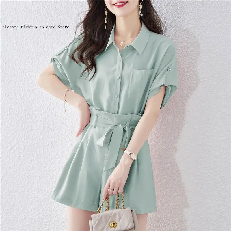 Two Piece Set of Short Sleeved Shirts Wide Leg Shorts Loose and Casual Youthful and Stylish Workwear for Women In Summer