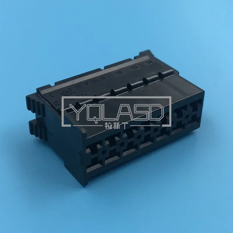 1 Set 14 Way Automobile Socket Electrical Cable Harness Connector With Terminals AC Assembly For VW Audi 929504-5