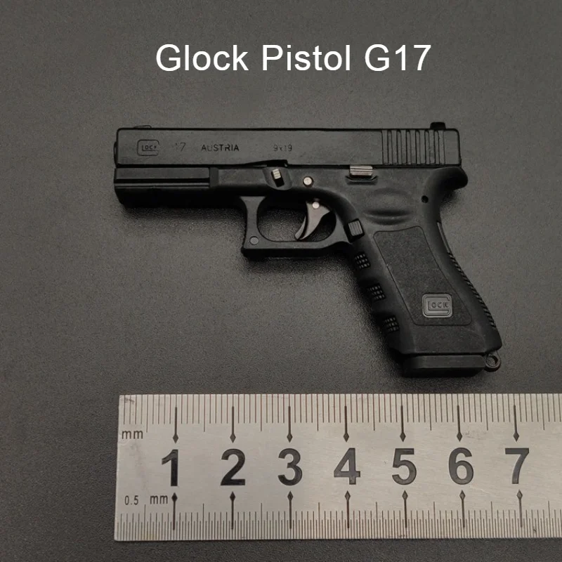 New 1:3 Alloy Empire Glock 34/Glock 17 Pistol Gun Model with Bullets Metal Shell Keychain Men's Gift Factory Direct Sales