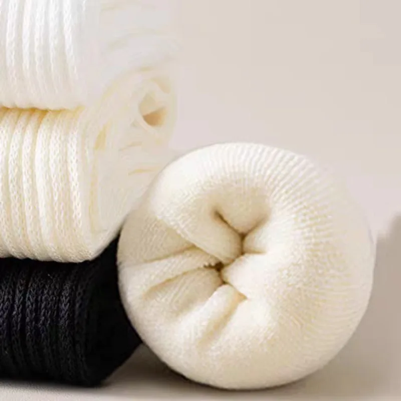 Y2K Soft Autumn Stacked Socks Women Versatile Loose Middle Cylinder Pile Up Sock Girls High Stretch Hosiery Winter Stockings image 4