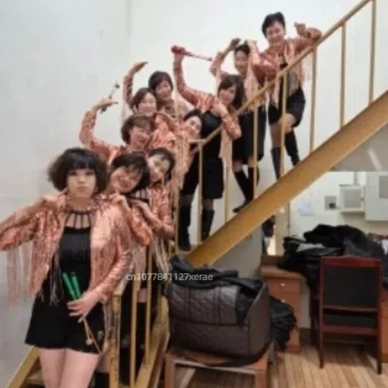 한국 스타일 재즈 댄스 의상 스팽글 짧은 재킷 긴팔 세련된 술 디자인 루즈 탑 댄스 공연 슈트 se