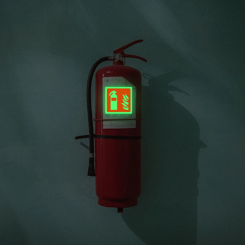 

4Pcs Night Self-Luminous Emergency Marking Stickers Glow-In-The-Dark Fire Signs Emergency Labels Stickers