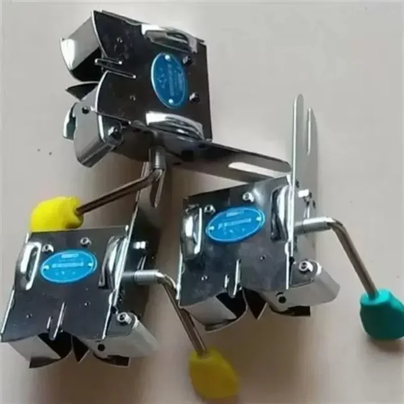 

In stock Yarn Knotter with Hand Operated