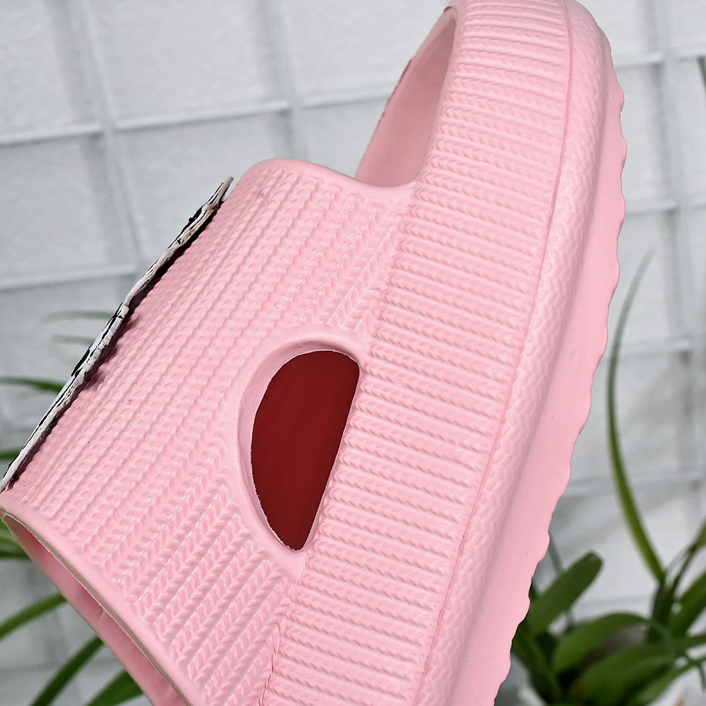 Sanrio Hello Kitty Shower Slippers Non-slip Big Size Children Simple Indoor Home Casual Shoes Outdoor Breathable Slippers view 4