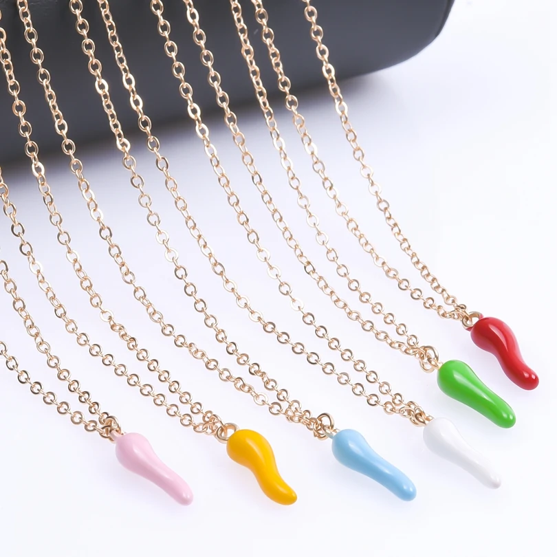 Creative Colorful Lucky Chili Horn Pendant Necklaces For Women Simple Hot Pepper Clavicle Chain Collares Party Gift Jewelry