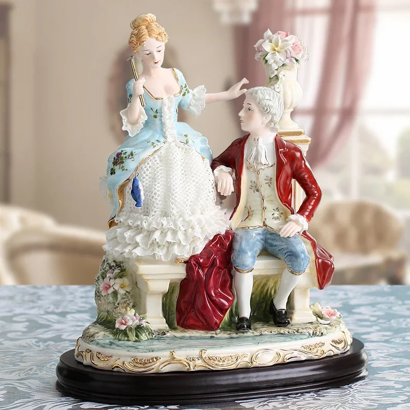 European-Style Ceramic Dolls British Couple Ornaments Figures Porcelain Living Room Decorations Boutique Villa Theme