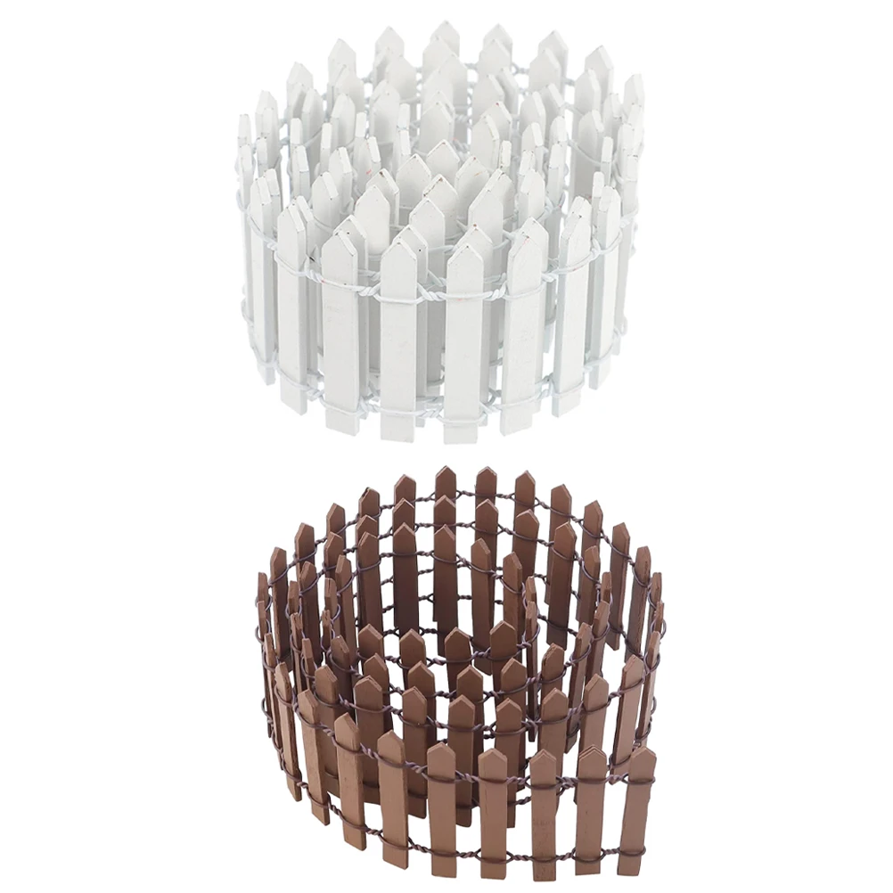 

2pcs Mini Fence Wooden Toy Realistic Smooth Safe Durable Miniature Garden Decor House Sand Table Fencing
