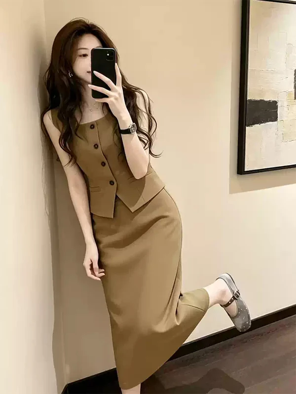 

Summer Brown Top And Skirt Two-Piece Set Women's Beautiful Sleeveless Fashionable Mid-Length High-Waisted Dressing