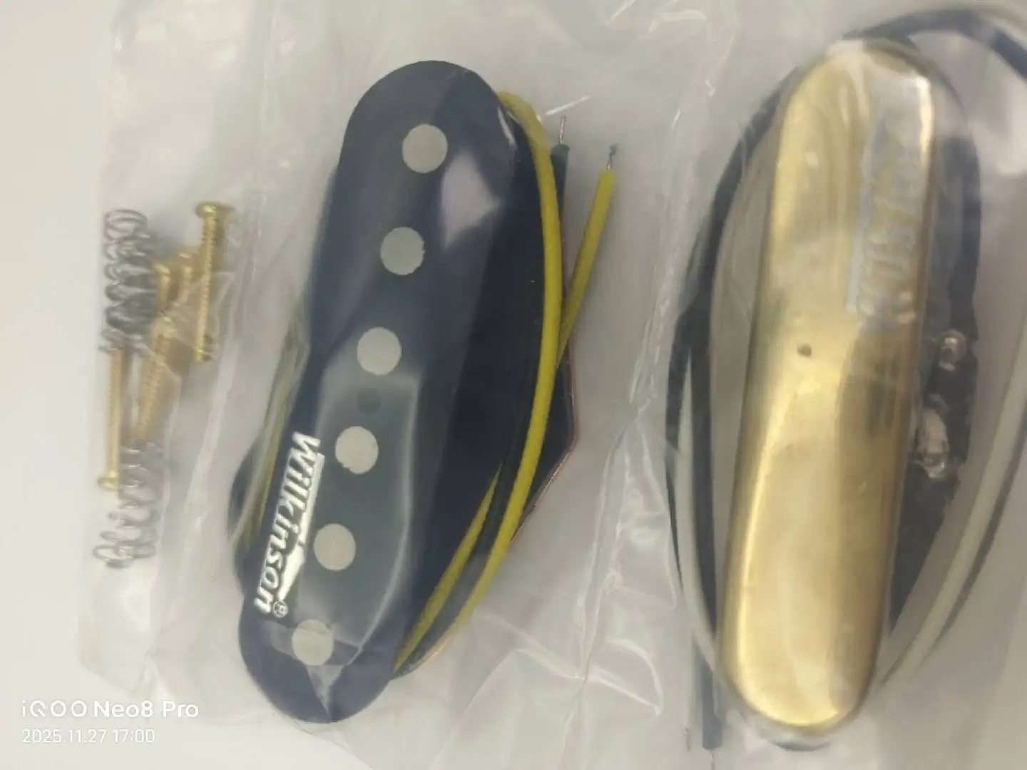 

Wilkinson Gold WOVTN N&B Guitar Pickup 60's Vintage Voice Pickups Replacement For Vintage Style Guitars