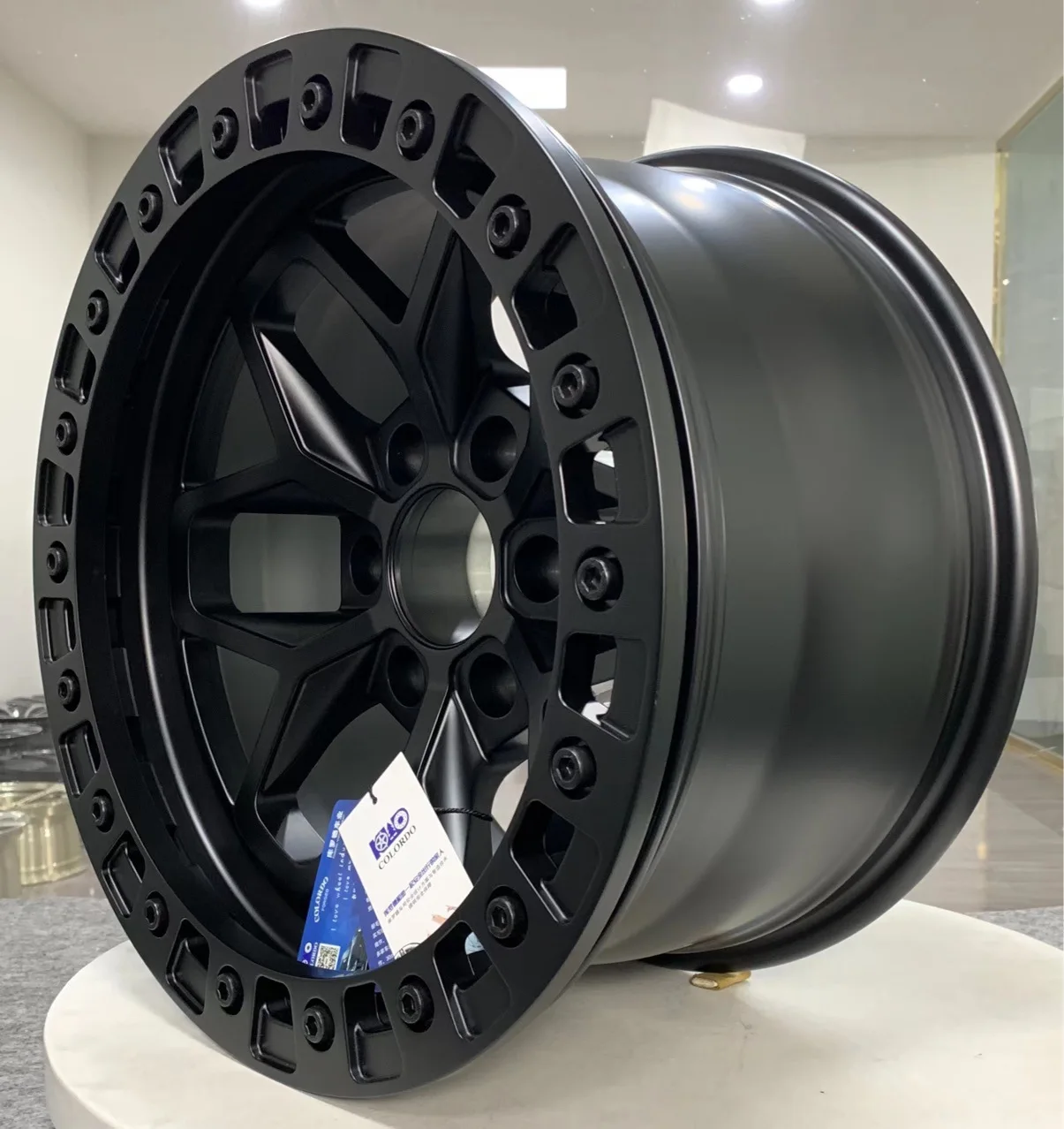 

Кованые диски из алюминиевого сплава 18 дюймов, дизайн Beadlock для бездорожья, идеально подходят для пикапов и внедорожников